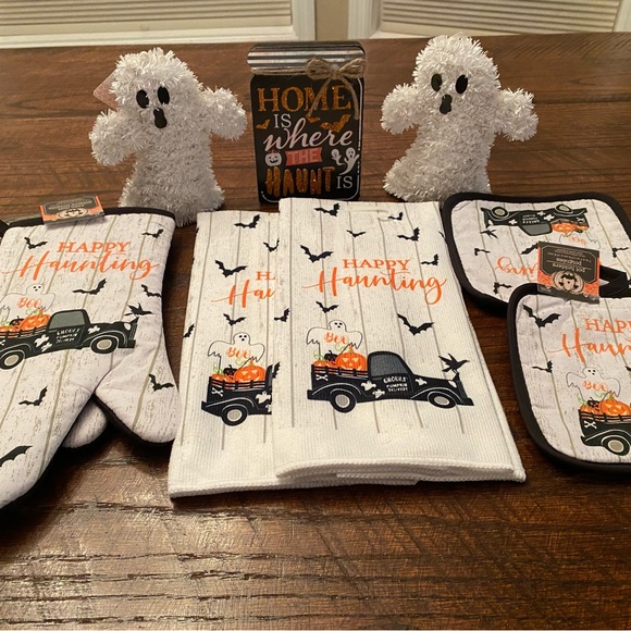 Halloween Ghost Kitchen Towels, Ghost Tinsel Decor & Ghost Tier Tray Decor Set - Picture 14 of 14